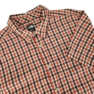 THE NORTH FACE Red burgundy Plaid Short Sleeve Button Up Outdoor Shirt size l